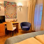 Posthotel Arnold 3* 贡岑豪森