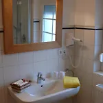 Posthotel Arnold 招待所 贡岑豪森