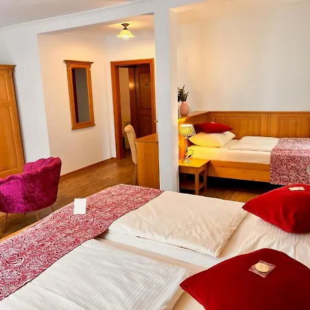 Posthotel Arnold 3*