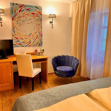 Posthotel Arnold 3* 군젠하우젠