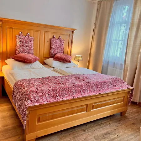 招待所 Posthotel Arnold 3*